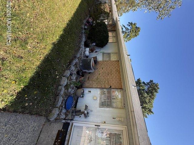 8B Yorkshire Ct, Manchester, NJ 08759