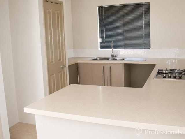 8B Monterey StreetNollamara WA 6061, Australia