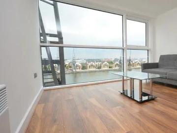 8slices Pizzeria, ExCeL Marina, Custom House, London, E16 1AT, United Kingdom | 1 bed apartment for rent #134396384 | Rentberry
