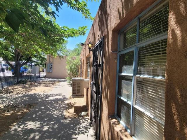 8th Street NW 601 Studio Apartment for Rent at 601 8th St Nw, Albuquerque, NM 87102 Downtown Albuquerque