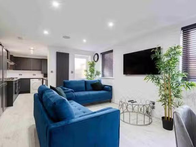 93 Taunton Street, L15 6 Beds 0 Baths