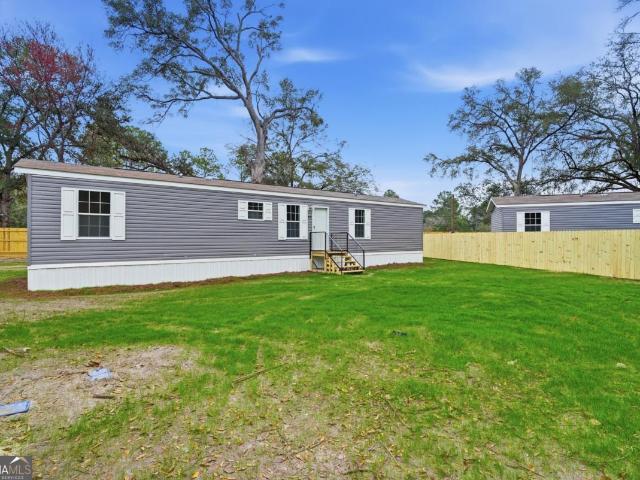93 Thrasher Lane E