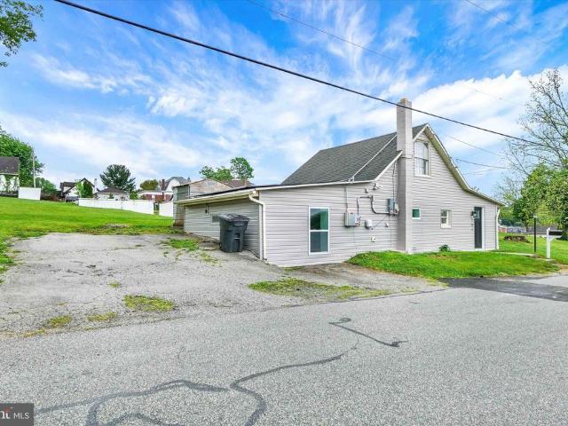 93 W High Street