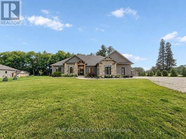 93 Woodland Drive, Norfolk Pine Grove, ON, N3Y 4J9 house for sale | Listing ID X13746 | Royal LePage