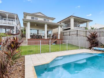 93 Bolan Street, Bulimba QLD 4171 House For Rent | Domain