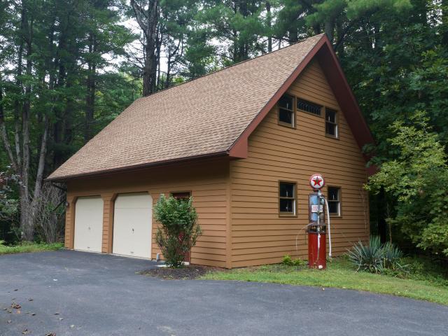 93 Brown Road