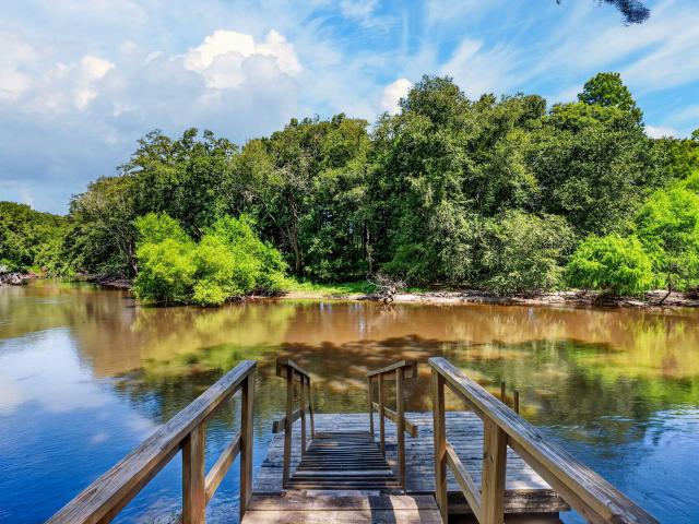 93 Deepwater Trail
