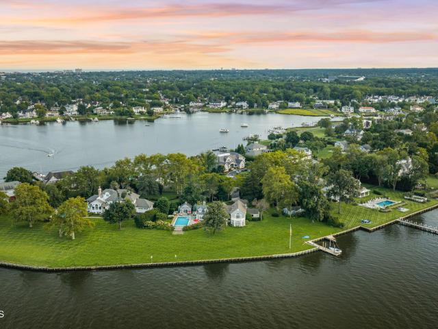 93 Gooseneck Point Road