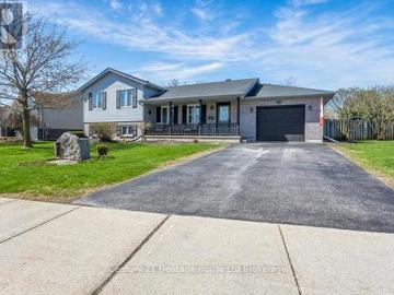 Oxford, Ontario - Patio, Garden, Swimming pool