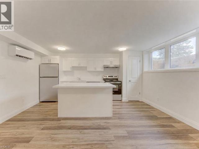 93 KINZIE Avenue Unit# A, Kitchener, Ontario, N2A1S5
