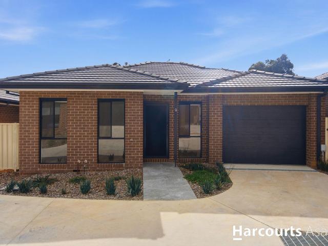 9/3 Lima Place, Pakenham, VIC 3810