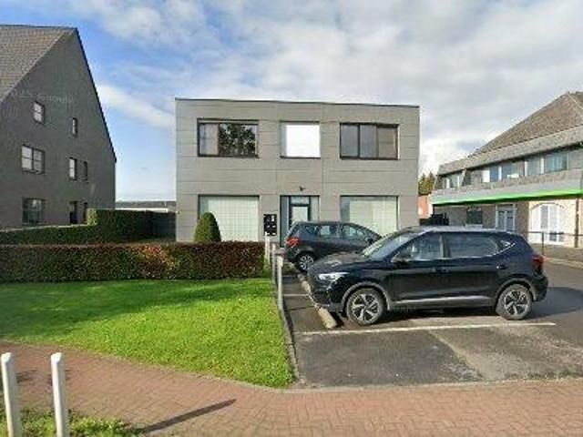 93 m2 apartment for rent in Sint Gillis Waas
