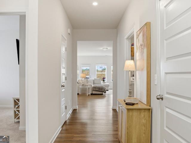 93 Royal Oak Drive NE