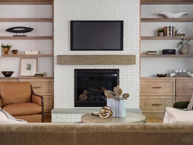 9004 Old Creek Trail