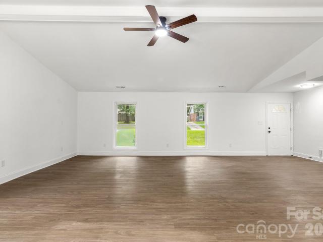 9006 Trailhead Court
