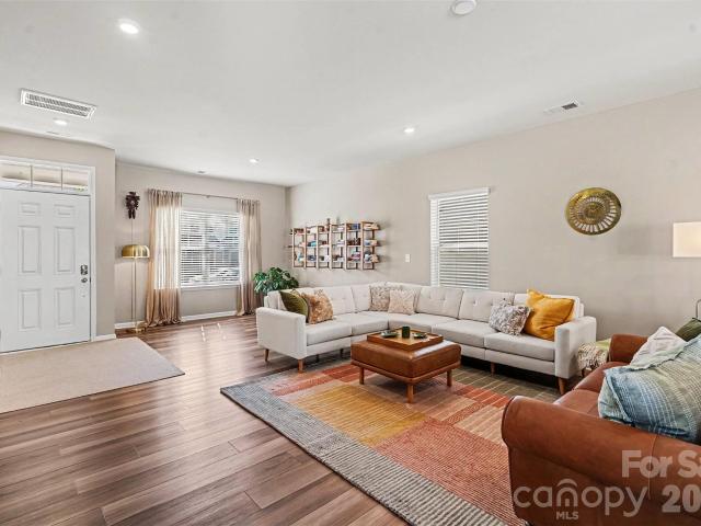 9002 Ramsford Court