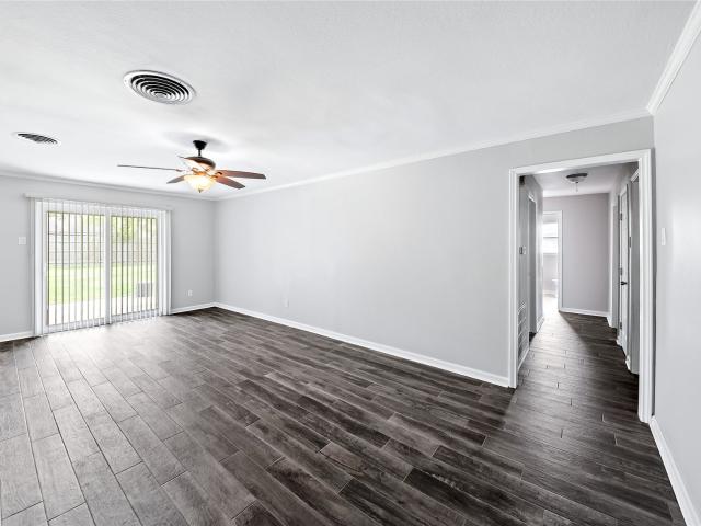 9003 Bintliff Drive, Houston, US, TX