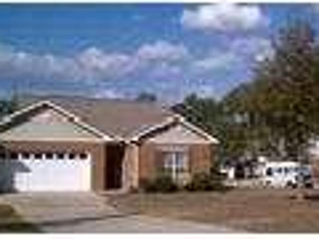 $900 / 3br Beautiful 3/2/2 Single Story Townhouse Enterprise 3br bedroom