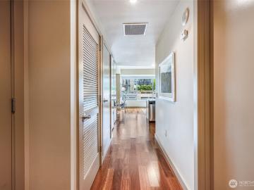 900 Lenora St, Unit W402, Seattle, WA 98121 | MLS #2377