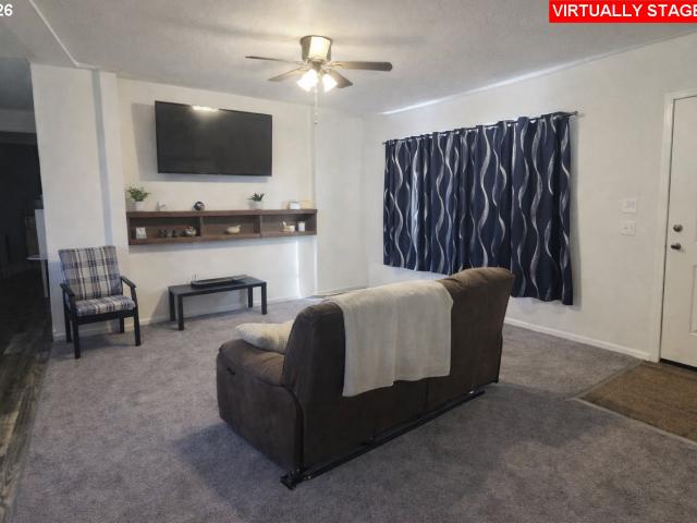 900 N 15TH AVE
