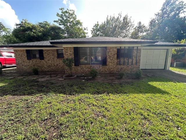 900 N 23 1/2 Street