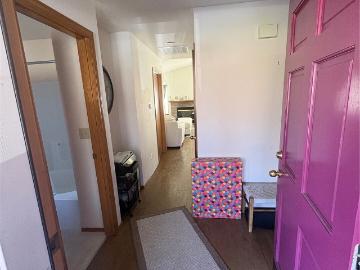 900 NW Leisure Lane