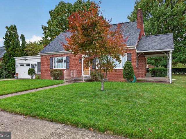 900 S 31St Street