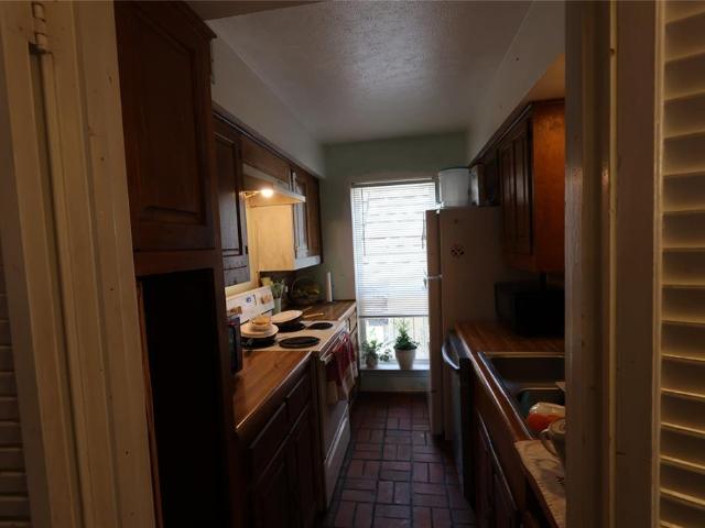 900 S Weatherred Drive # 900F