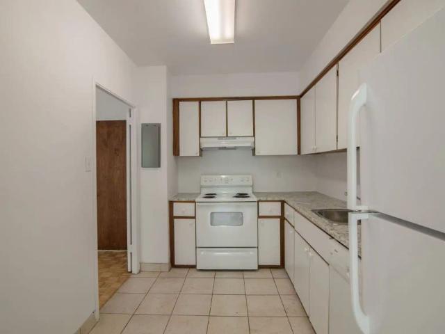 900 Rockland Avenue — 2 Bedroom unit 305