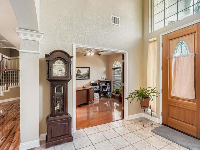 900 Wayside Dr