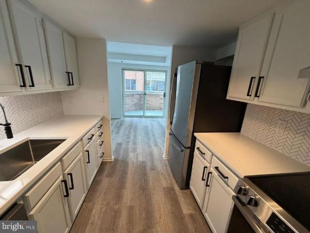 900 Taylor St N # 631