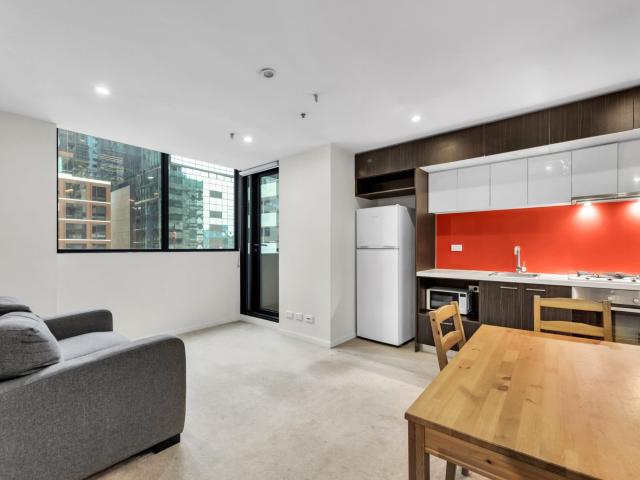 901/5 Sutherland Street, Melbourne