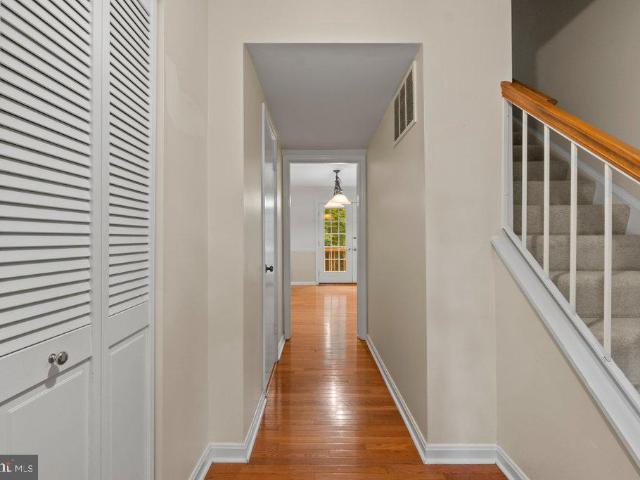 9011 Queen Maria Court