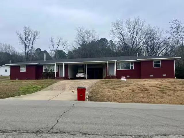 901 & 902 S MOOSE STREET, MORRILTON, AR 72110