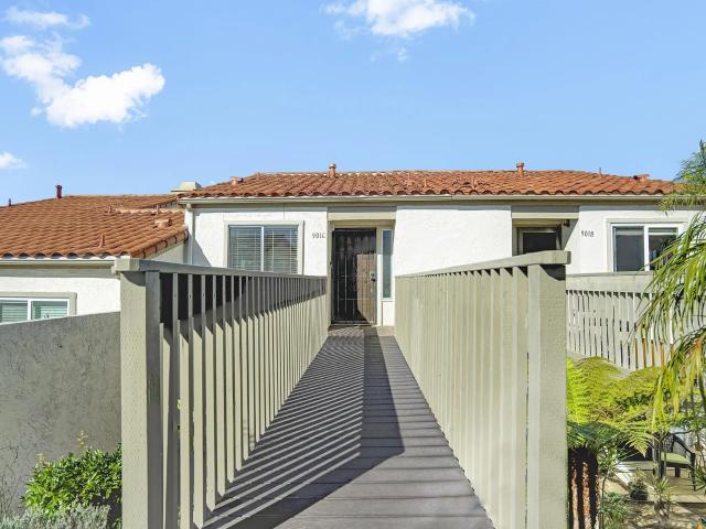 901 Caminito Estrada, Unit C, Carlsbad, CA 92011 | MLS #250045