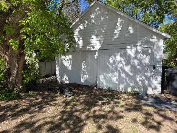 901 Church Avenue