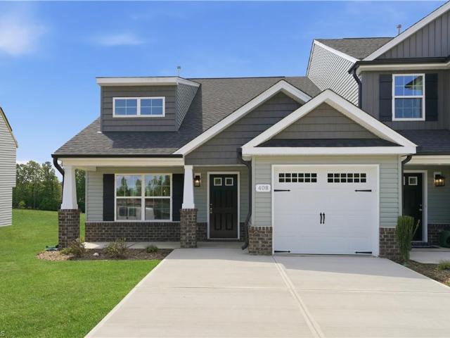 901 Bear Oak Circle