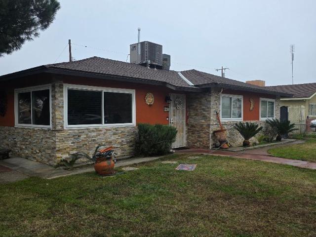 901 Belmont Street