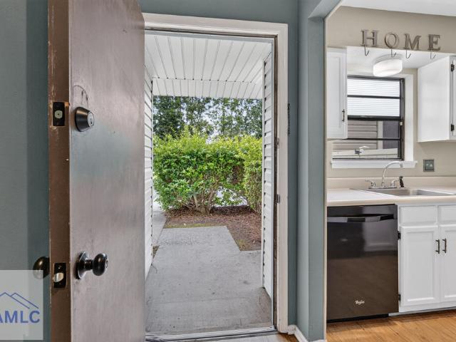 901 Olmstead Drive 25