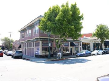 901 Main Street