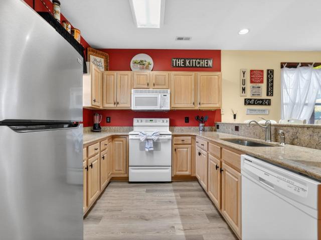 901 West Port Dr. 204