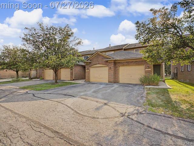 9025 Newport Way