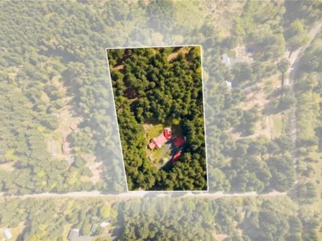 9025 Gilgan St, Honeymoon Bay, BC, V0R 3E1 house for sale | Listing ID 1050 | Royal LePage