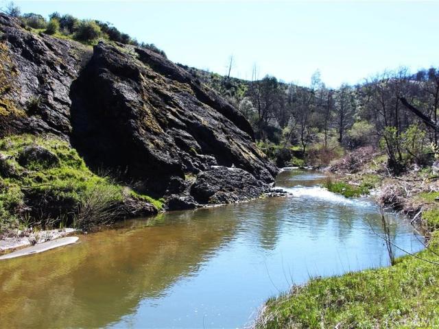 9020 Rocky Creek