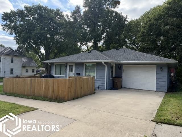 902 Central Ave, Bedford, IA 50833