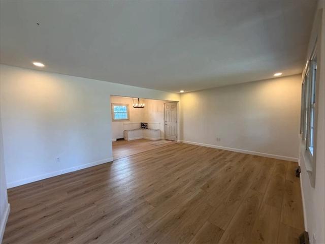 902 Crestview Drive