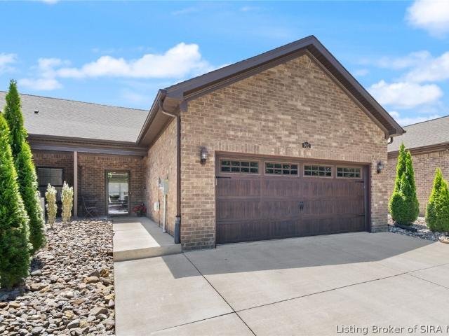 902 Glenwood Gardens Drive