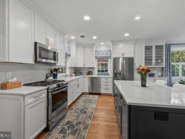 902 Greenleigh Road