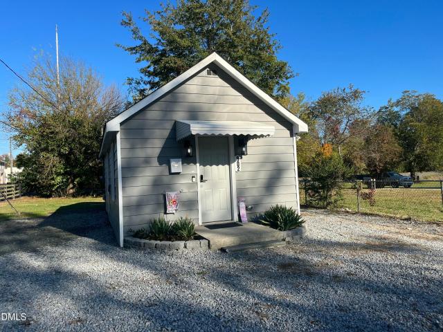 902 E Main St, Clayton, NC 27520 | MLS #10161