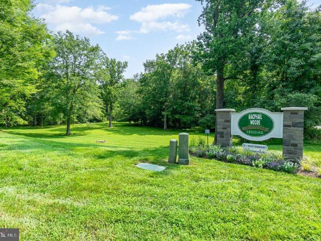 902 Macphail Woods Crossing # 3E